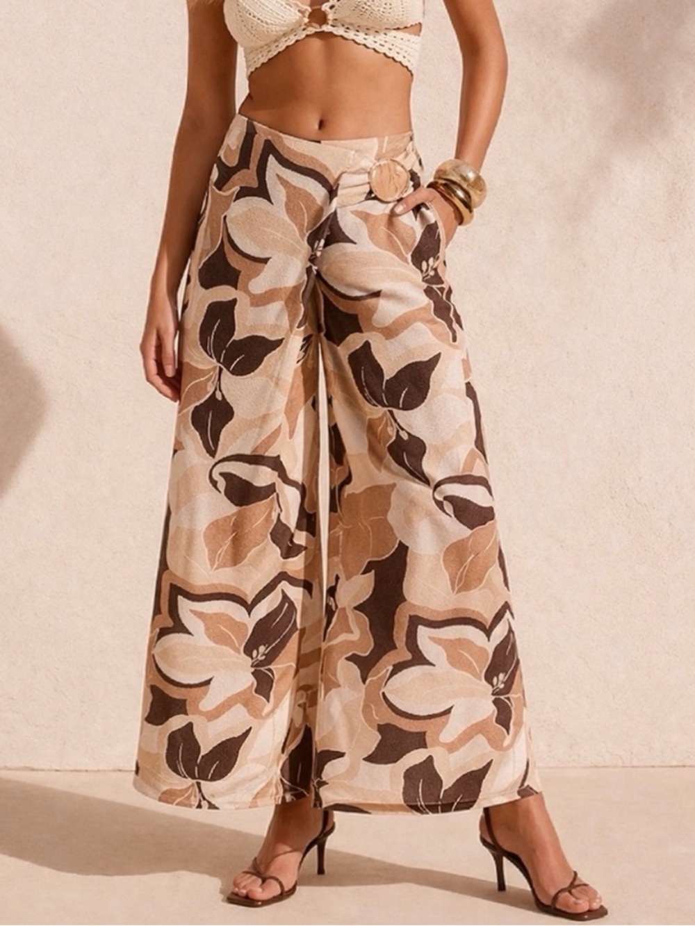 High-Waist Wide-Leg Floral Pants in Beige & Brown